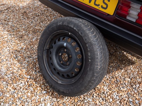 1988 Mercedes-Benz 190E 2.6 For Sale (picture 77 of 228)