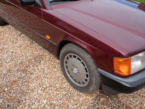 1988 Mercedes-Benz 190E 2.6 For Sale (picture 90 of 228)