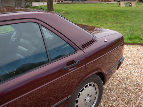 1988 Mercedes-Benz 190E 2.6 For Sale (picture 97 of 228)