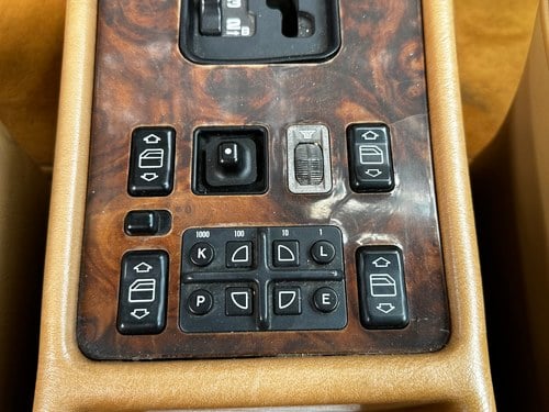 1988 Mercedes-Benz 560 SEC Carat Duchatelet For Sale (picture 24 of 85)