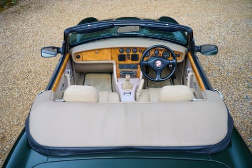 1998 MG RV8 Te koop (foto 30 van 131)
