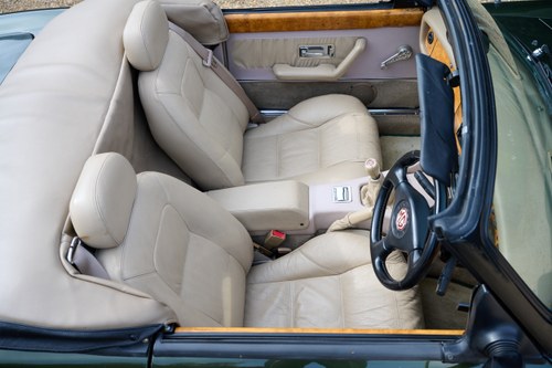 1998 MG RV8 Te koop (foto 32 van 131)