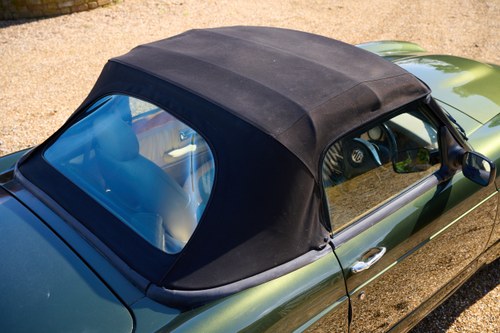 1998 MG RV8 Te koop (foto 78 van 131)