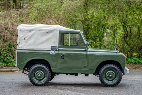1968 Land Rover Series IIA 88" For Sale (picture 4 of 77)