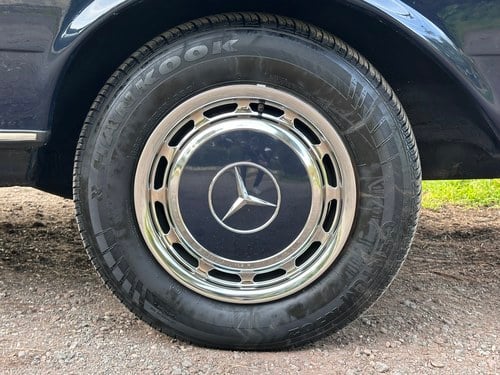 1980 Mercedes-Benz 300D Lang Te koop (foto 19 van 204)