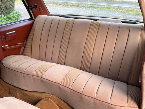 1980 Mercedes-Benz 300D Lang Te koop (foto 36 van 204)