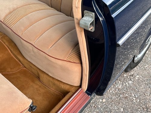 1980 Mercedes-Benz 300D Lang Te koop (foto 37 van 204)