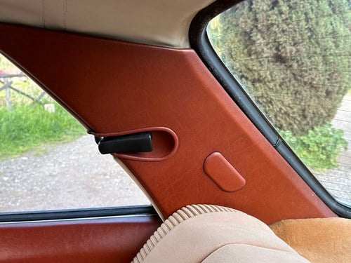 1980 Mercedes-Benz 300D Lang Te koop (foto 39 van 204)