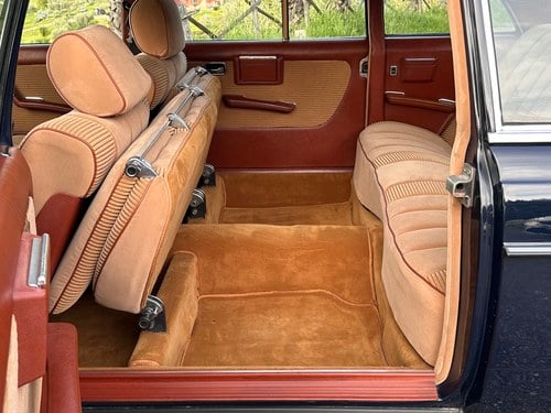 1980 Mercedes-Benz 300D Lang Te koop (foto 45 van 204)