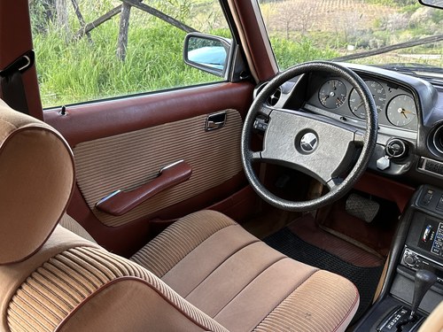 1980 Mercedes-Benz 300D Lang Te koop (foto 94 van 204)