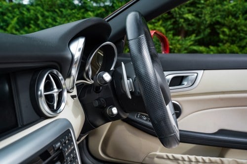 2015 Mercedes-Benz R172 SLK55 AMG For Sale (picture 57 of 239)