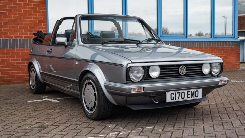 1990 Volkswagen Golf GTI Cabriolet For Sale (picture 1 of 249)