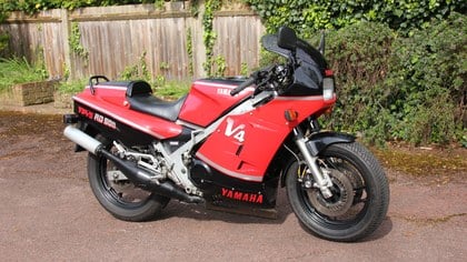 1985 Yamaha RD 500LC