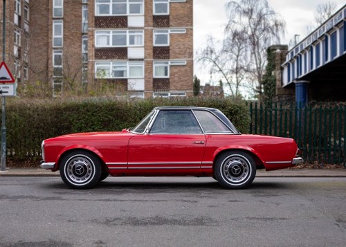 1966 Mercedes-Benz 230 SL Pagoda For Sale by Auction