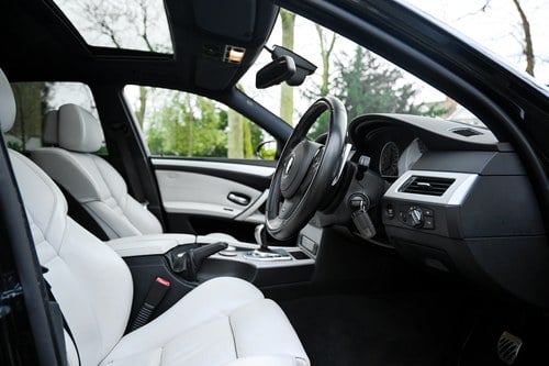 2008 BMW E60 M5 Te koop (foto 24 van 152)