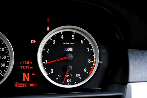 2008 BMW E60 M5 Te koop (foto 41 van 152)