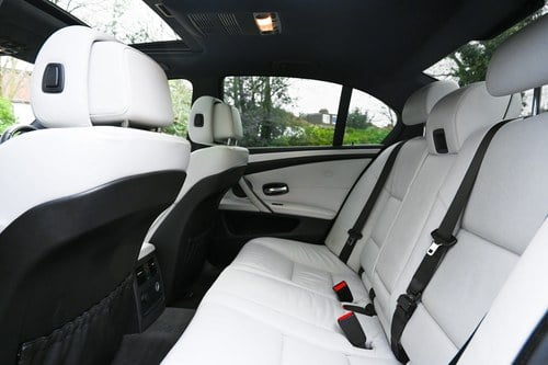 2008 BMW E60 M5 Te koop (foto 67 van 152)