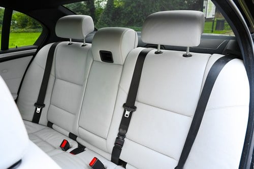 2008 BMW E60 M5 Te koop (foto 70 van 152)