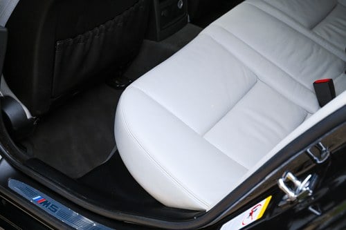 2008 BMW E60 M5 Te koop (foto 91 van 152)