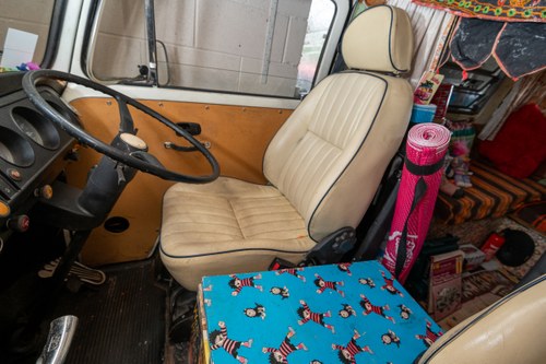 1974 Volkswagen T2 Baywindow For Sale (picture 5 of 147)