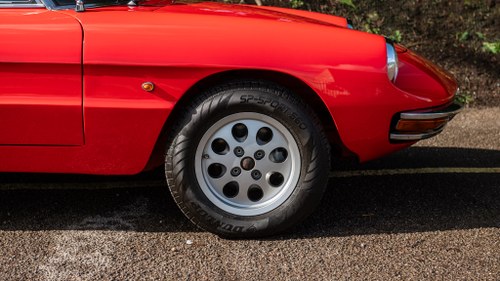 1967 Alfa Romeo Spider 1600 Duetto In vendita (immagine 16 di 185)