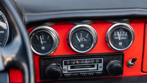 1967 Alfa Romeo Spider 1600 Duetto In vendita (immagine 29 di 185)