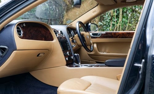 2005 Bentley Continental Flying Spur W12 zum Verkauf (Bild 17 von 112)