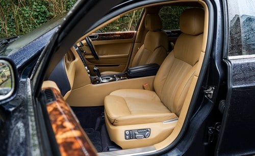 2005 Bentley Continental Flying Spur W12 zum Verkauf (Bild 38 von 112)