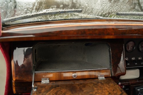 1966 Daimler 2.5 V8 Te koop (foto 18 van 127)