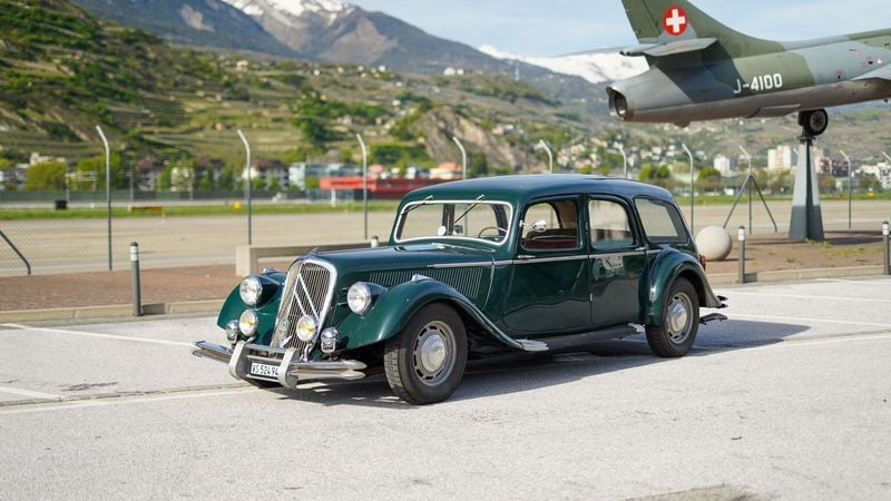 1951 Citroën 15-6 Shooting Brake For Sale (picture 1 of 120)