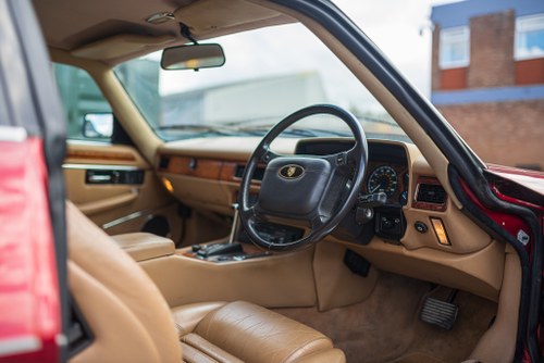 1993 Jaguar XJS V12 5.3 Coupe For Sale (picture 16 of 31)