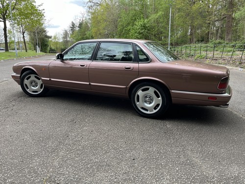 1995 Jaguar XJR X306 till salu (bild 4 av 198)