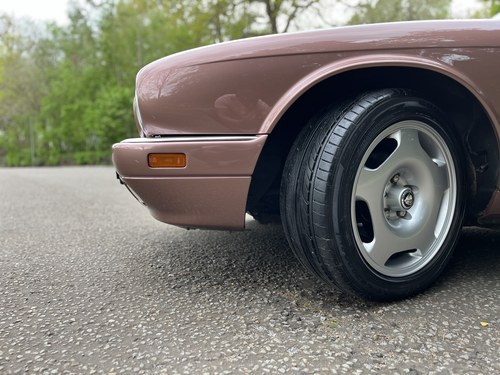 1995 Jaguar XJR X306 till salu (bild 133 av 198)
