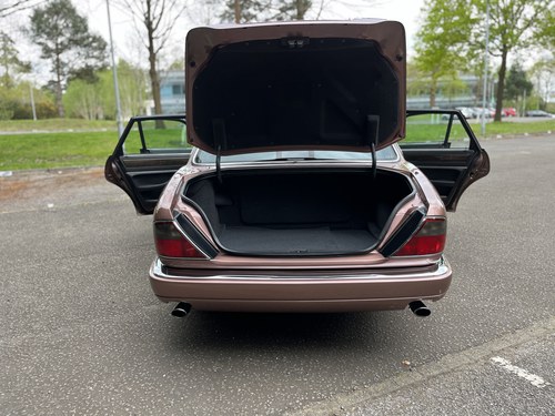 1995 Jaguar XJR X306 till salu (bild 103 av 198)