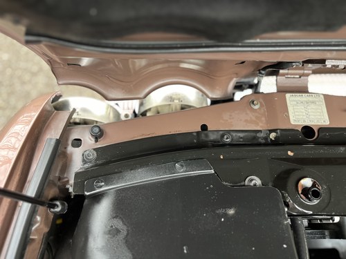 1995 Jaguar XJR X306 till salu (bild 181 av 198)