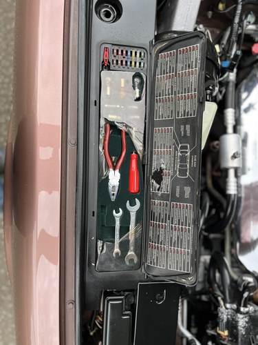 1995 Jaguar XJR X306 till salu (bild 189 av 198)