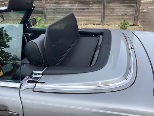 1987 Mercedes-Benz R107 300SL In vendita (immagine 36 di 146)