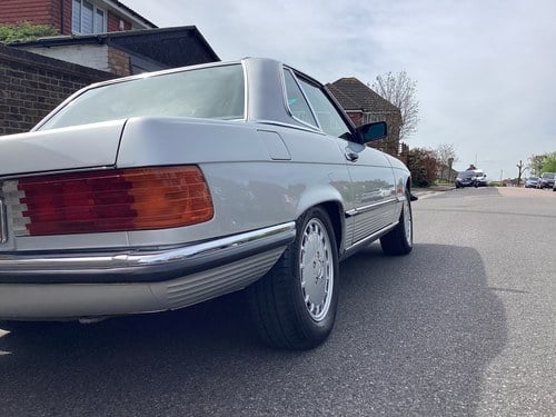 1987 Mercedes-Benz R107 300SL In vendita (immagine 91 di 146)