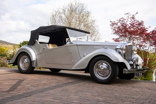 1948 Alvis TA14 with Vanden Plas Bodywork In vendita (immagine 29 di 142)