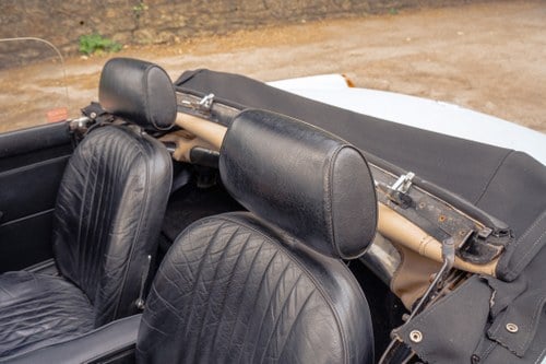 1974 MG B Roadster V8 For Sale (picture 39 of 130)