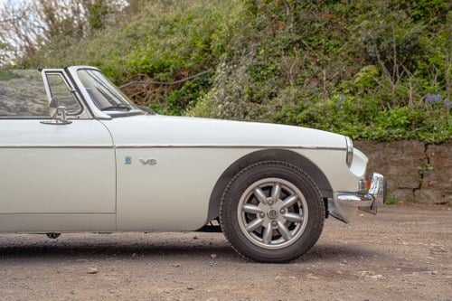 1974 MG B Roadster V8 For Sale (picture 69 of 130)