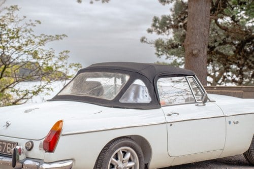 1974 MG B Roadster V8 For Sale (picture 80 of 130)