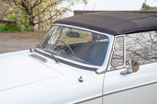 1974 MG B Roadster V8 For Sale (picture 81 of 130)