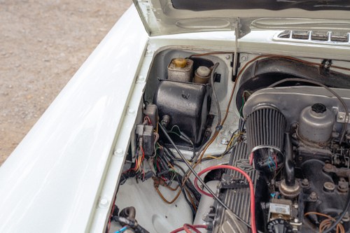 1974 MG B Roadster V8 For Sale (picture 99 of 130)