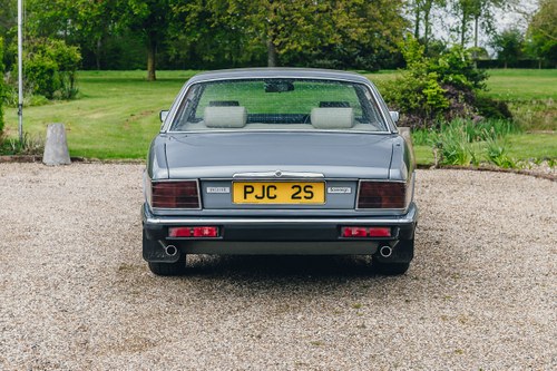 1990 Jaguar XJ40 Sovereign 4.0 For Sale (picture 7 of 142)