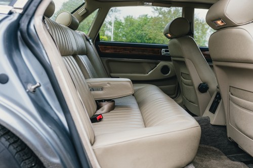 1990 Jaguar XJ40 Sovereign 4.0 For Sale (picture 54 of 142)