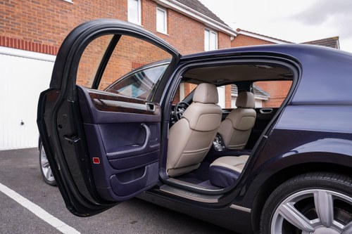 2005 Bentley Flying Spur W12 In vendita (immagine 95 di 241)