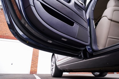 2005 Bentley Flying Spur W12 In vendita (immagine 98 di 241)