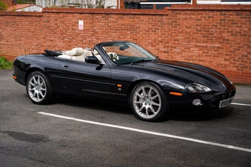 2003 Jaguar X100 XKR 4.2 zum Verkauf (Bild 3 von 240)