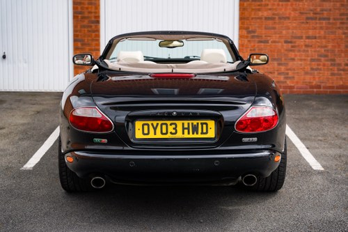 2003 Jaguar X100 XKR 4.2 zum Verkauf (Bild 9 von 240)